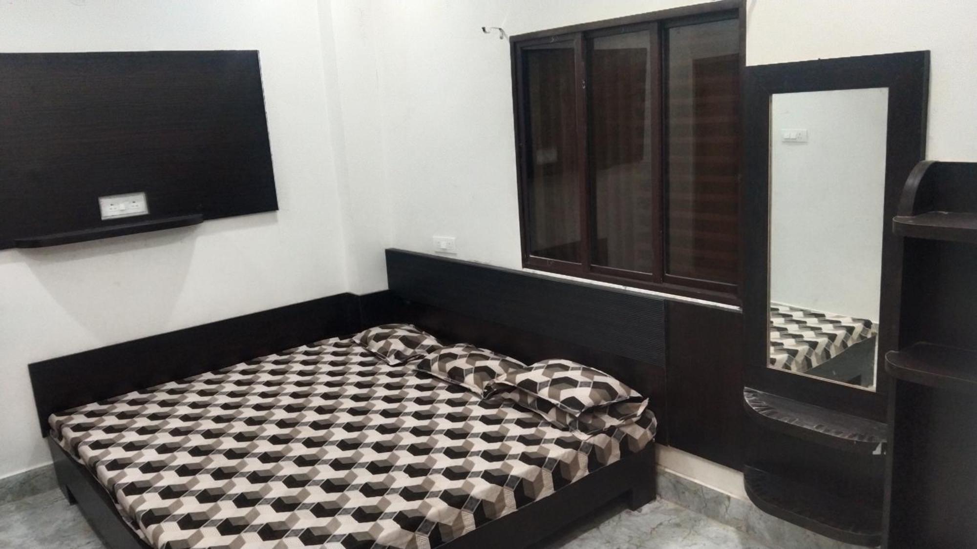 Mangal Dham, Deoghar Hotel Szoba fotó